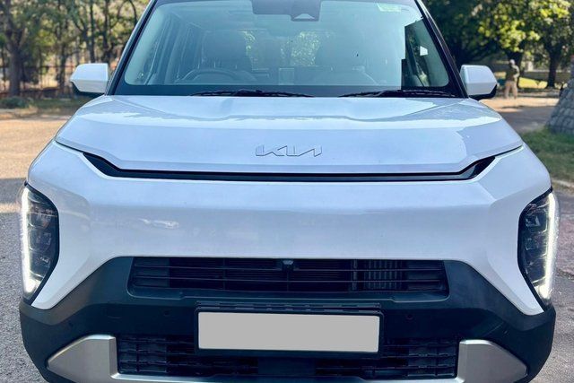 Second-hand 2025 Kia Syros HTX Plus Opt Diesel AT for sale in New Delhi