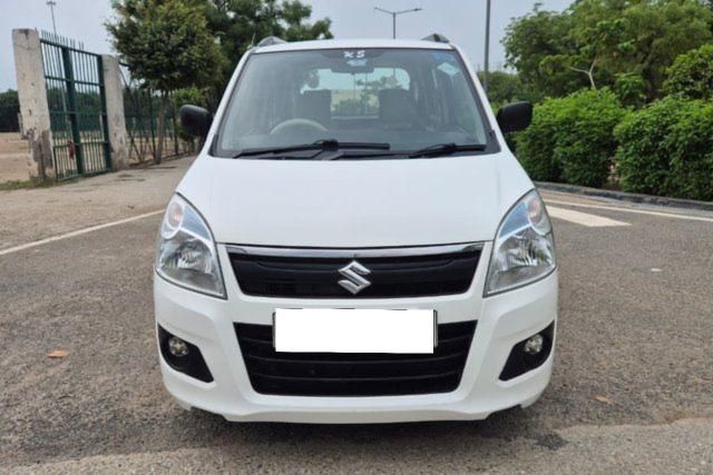 Second-hand 2018 Maruti Suzuki Wagon R LXI CNG for sale in Noida