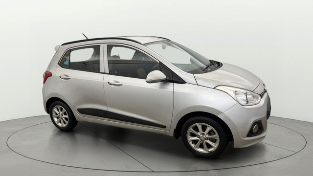 Second-hand 2015 Hyundai Grand i10 1.2 Kappa Magna AT for sale in New Delhi
