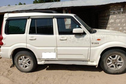 Used VLX 4WD AIRBAG AT BSIV