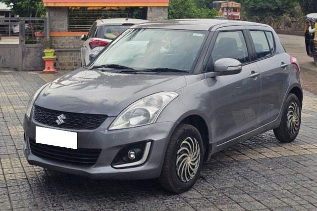 Second-hand 2017 Maruti Suzuki Swift VXI for sale in Nashik