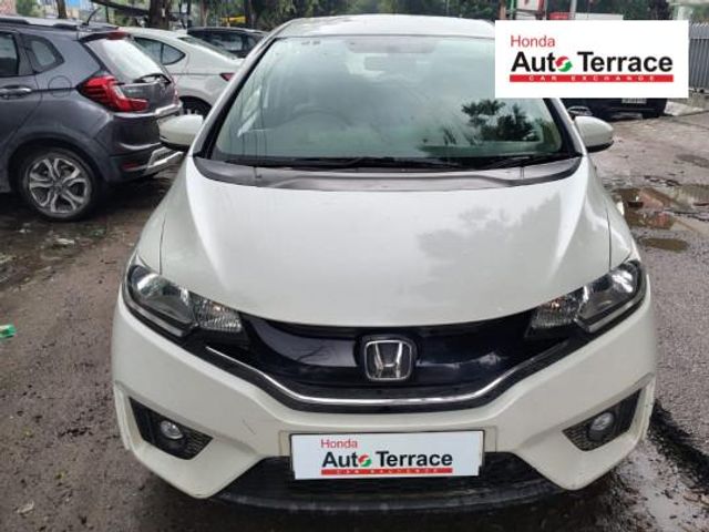 Second-hand 2016 Honda Jazz 1.2 V i VTEC for sale in Ghaziabad
