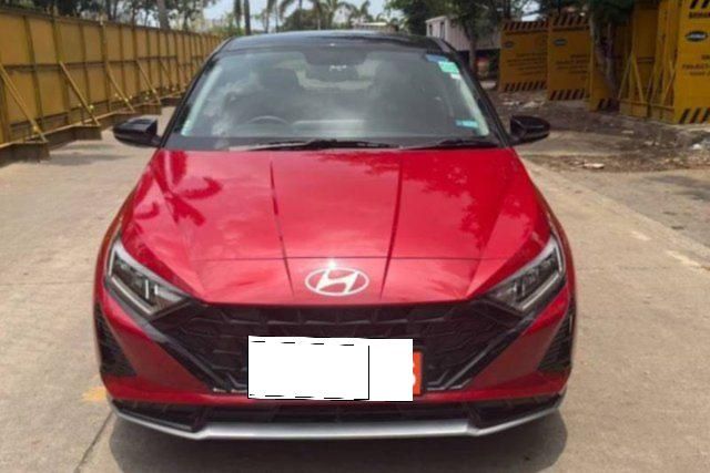 Hyundai i20 Asta Opt IVT Second-hand 2025 Hyundai i20 Asta Opt IVT for sale in Mumbai