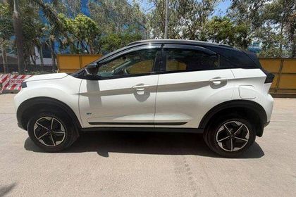 Tata Nexon EV Empowered Plus LR