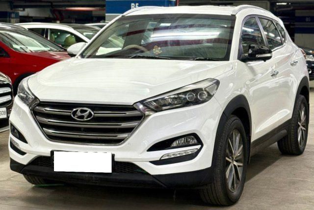 Hyundai Tucson 2.0 e-VGT 2WD AT GLS Second-hand 2017 Hyundai Tucson 2.0 e-VGT 2WD AT GLS for sale in Mumbai