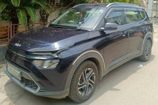 Second-hand 2022 Kia Carens Luxury Diesel for sale in Hyderabad