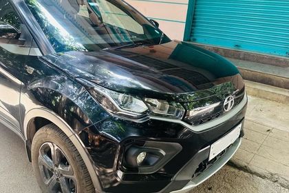 Used XZA Plus Dark Edition