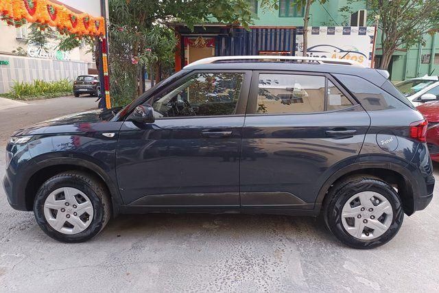 Second-hand 2019 Hyundai Venue S BSIV for sale in Chennai