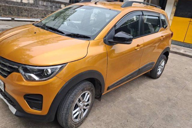 Second-hand 2023 Renault Triber RXT EASY-R AMT BSVI for sale in Chennai