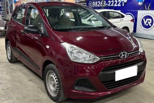 Second-hand 2014 Hyundai i10 Era for sale in Bhopal
