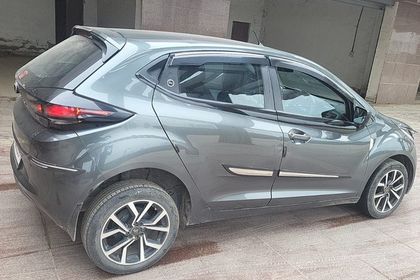 Used XE CNG