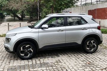 Used SX Plus Turbo DCT BSIV