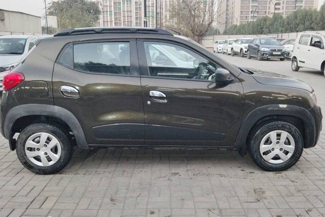 Renault KWID RXT Second-hand 2015 Renault KWID RXT for sale in Bharuch