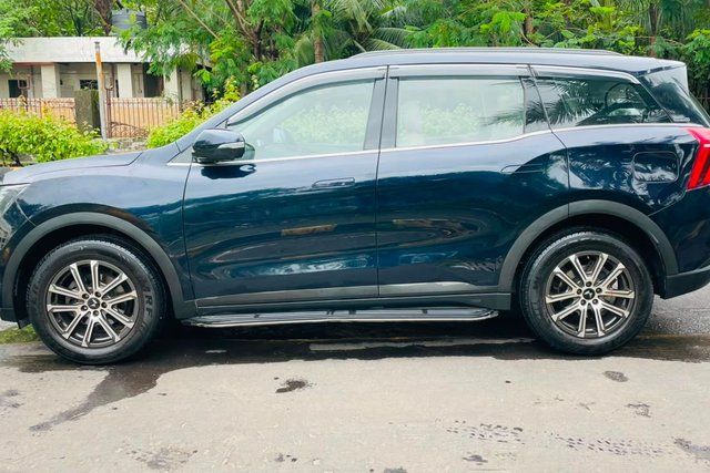 Second-hand 2024 Mahindra XUV700 AX7L 6Str AT for sale in Mumbai