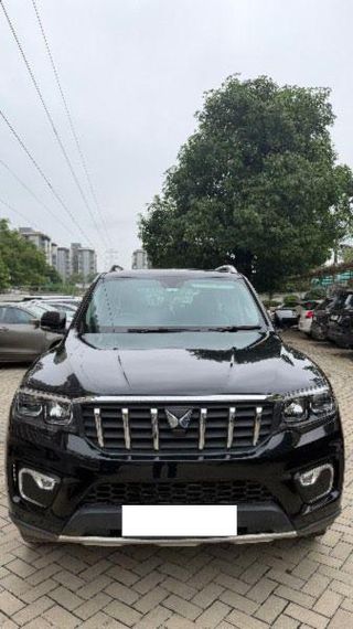 Used Z8 Select Diesel AT