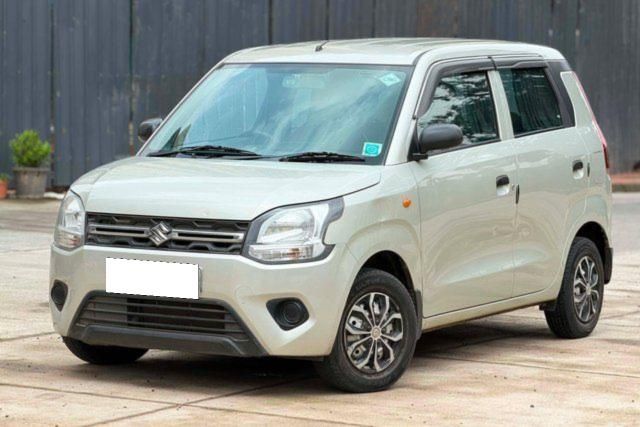 Second-hand 2022 Maruti Suzuki Wagon R CNG LXI Opt for sale in Mumbai