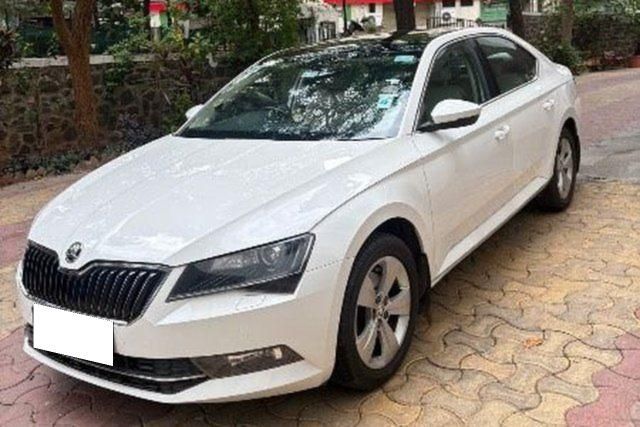 Second-hand 2018 Skoda Superb Style 1.8 TSI MT for sale in Pune