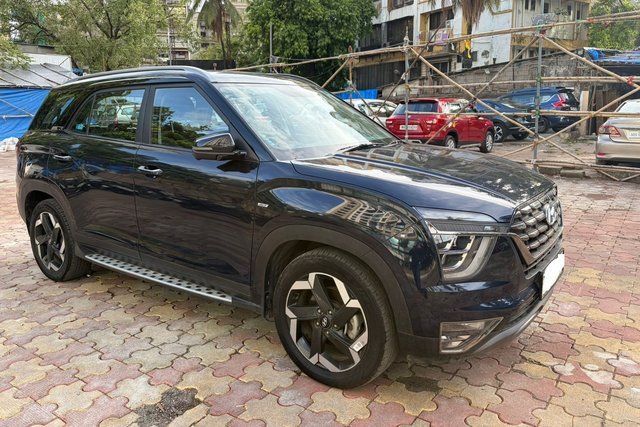 Second-hand 2023 Hyundai Alcazar Signature (O) Turbo DCT 7 Seater BSVI for sale in Mumbai