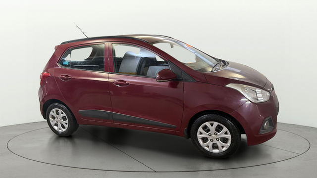 Hyundai Grand i10 Sportz Second-hand 2016 Hyundai Grand i10 Sportz for sale in Greater Noida