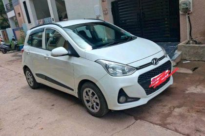 8 Used Hyundai Grand i10