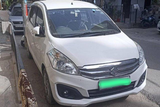 Maruti Suzuki Ertiga BSIV VXI Second-hand 2016 Maruti Suzuki Ertiga BSIV VXI for sale in New Delhi