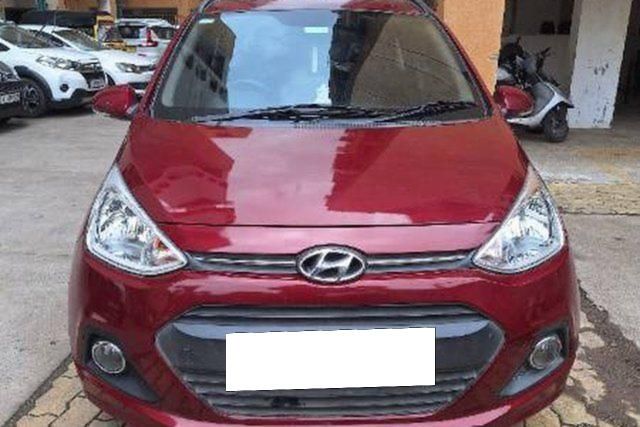 Hyundai Grand i10 Asta Second-hand 2016 Hyundai Grand i10 Asta for sale in Surat