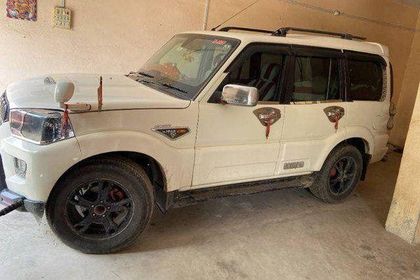 Used S10 7 Seater 2WD