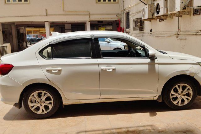 Second-hand 2020 Honda Amaze VX CVT Petrol for sale in Ahmedabad
