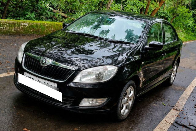 Second-hand 2013 Skoda Rapid 1.6 TDI Elegance for sale in Bhopal
