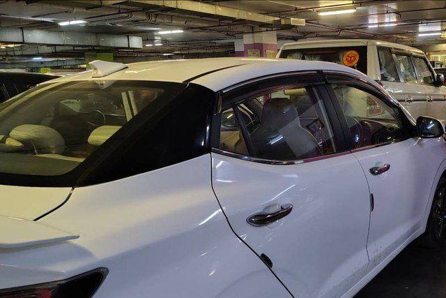 Second-hand 2023 Hyundai Aura SX CNG for sale in Kannauj