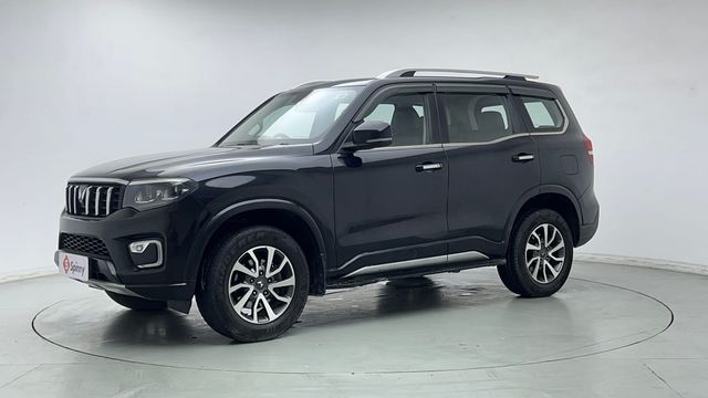Second-hand 2023 Mahindra Scorpio N Z8L AT for sale in Ghaziabad