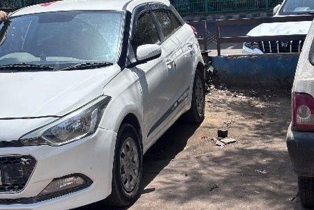 Hyundai i20 Sportz 1.2 Second-hand 2016 Hyundai i20 Sportz 1.2 for sale in Lucknow