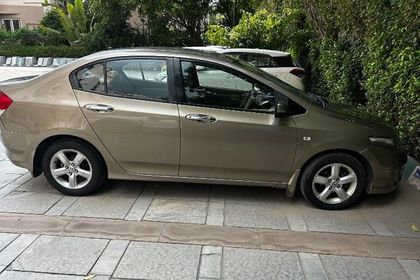 320 Used Honda City in Gautam Buddha Nagar