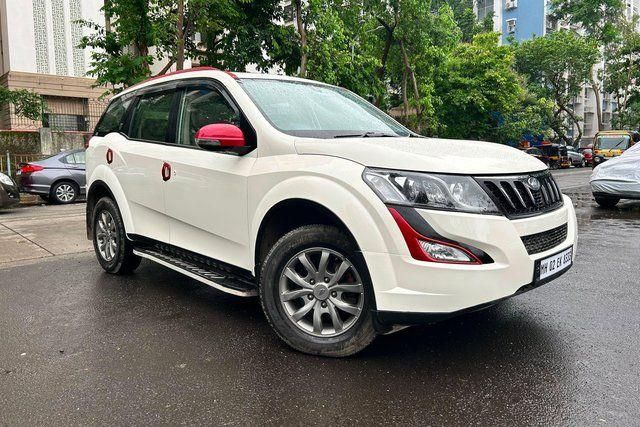 Mahindra XUV500 R W10 FWD Second-hand 2017 Mahindra XUV500 R W10 FWD for sale in Mumbai