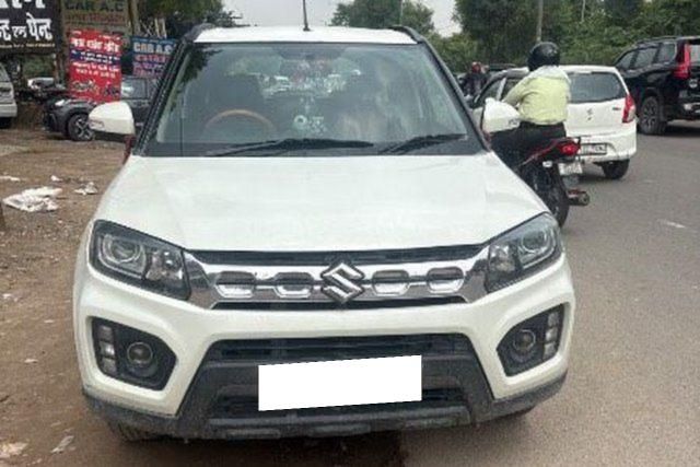 Second-hand 2021 Maruti Suzuki Vitara Brezza LXI for sale in Ghaziabad