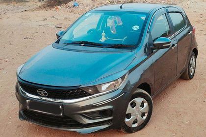 15 Used Tata Tiago