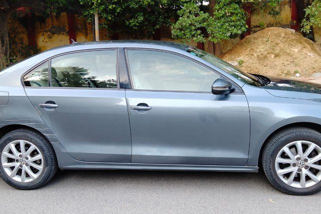 Second-hand 2013 Volkswagen Jetta 1.4 TSI Comfortline for sale in New Delhi