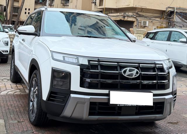 Second-hand 2025 Hyundai Creta SX (O) Diesel AT for sale in Mumbai
