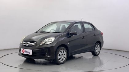 55 Used Honda Amaze in Ahmedabad