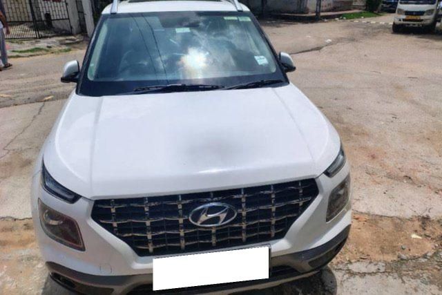 Second-hand 2021 Hyundai Venue SX Diesel for sale in Jaipur
