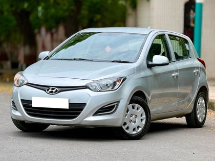 27 Used Hyundai i20 in Surat