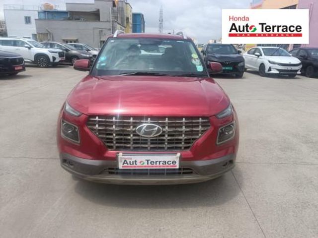 Second-hand 2019 Hyundai Venue SX Turbo for sale in Bangalore