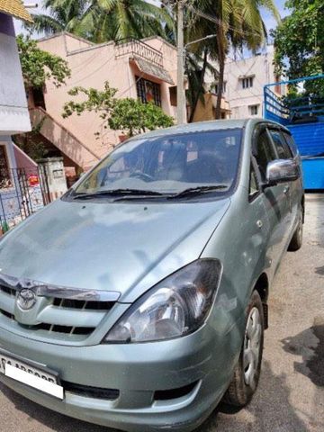 Used 2.5 G (Diesel) 7 Seater BS III