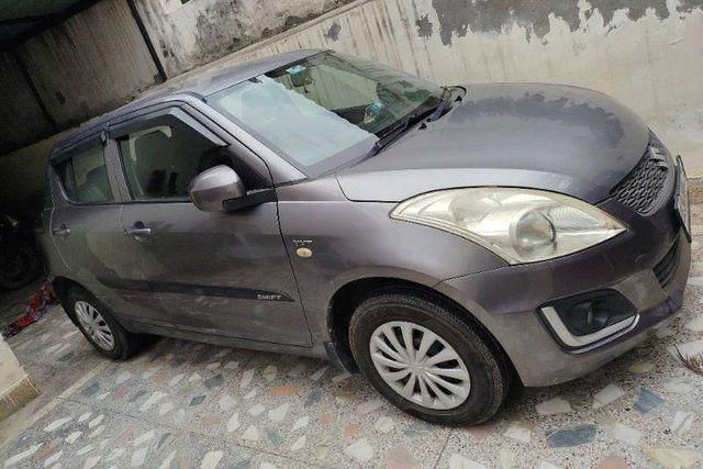 Second-hand 2015 Maruti Suzuki Swift LXI Option for sale in Ghaziabad