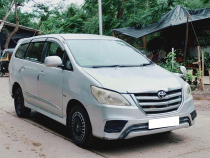 Used 2.5 G (Diesel) 8 Seater BS III