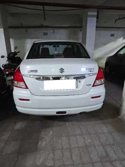 61 Used Maruti Suzuki Swift Dzire in Gandhinagar