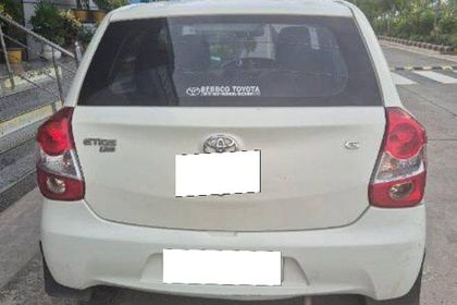 2 Used Toyota Etios Liva in Begusarai