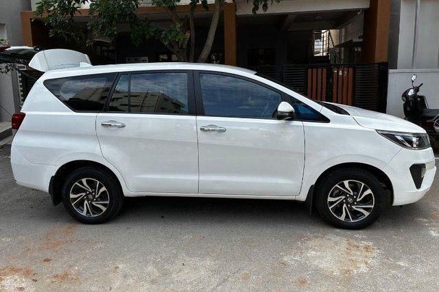 Second-hand 2022 Toyota Innova Crysta 2.7 GX 8 STR AT for sale in Bangalore
