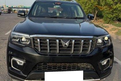 Used Z8 Diesel 4x4 AT BSVI