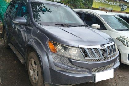 2014 Mahindra XUV500 W8 2WD